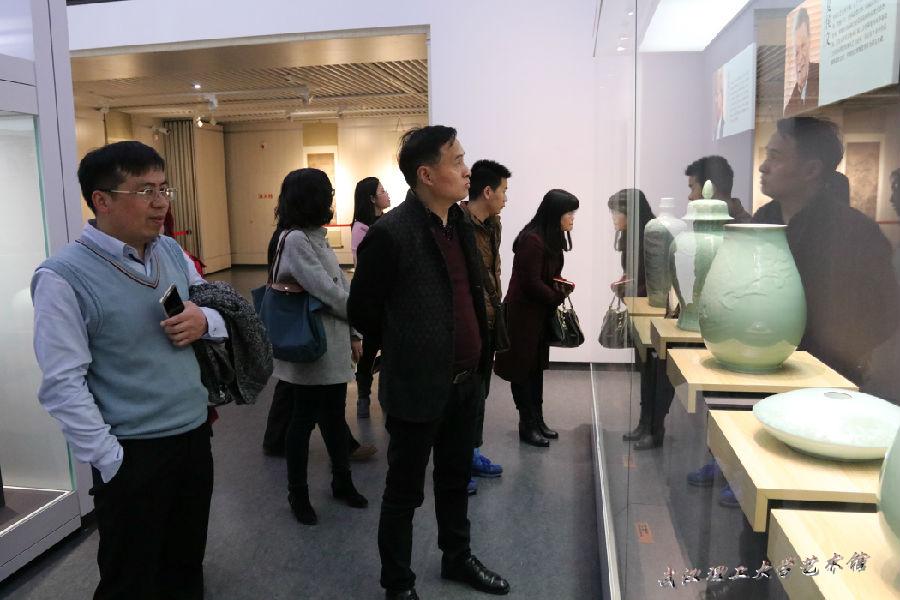 教科院参观.jpg